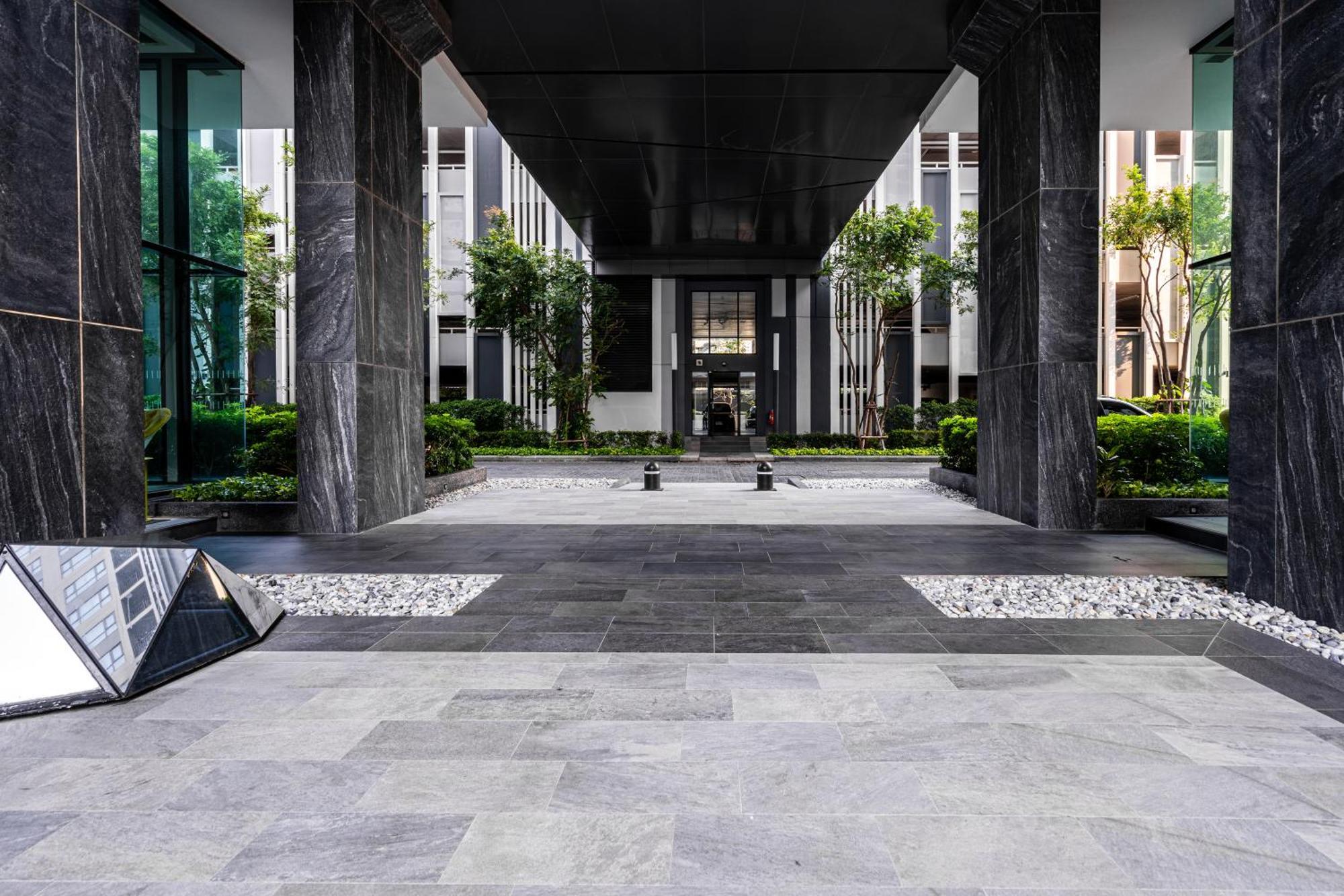 Aparthotel The Base Pattaya By Nami Exterior foto